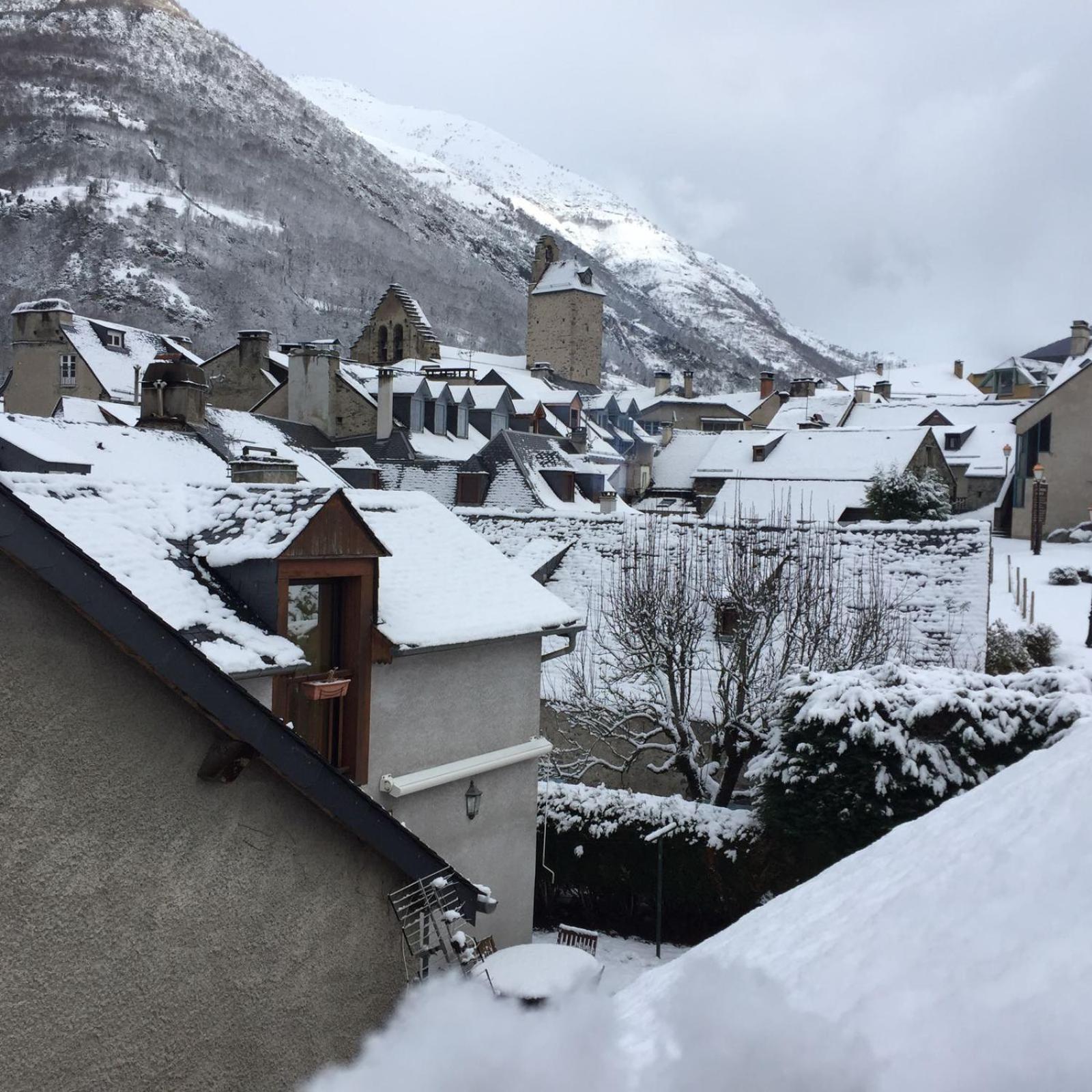 La Petite Maison Des Montagnes Luz-Saint-Sauveur Eksteriør bilde